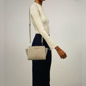 NWT Michael Michael Kors Selma Army Green Medium Messenger/Crossbody Bag